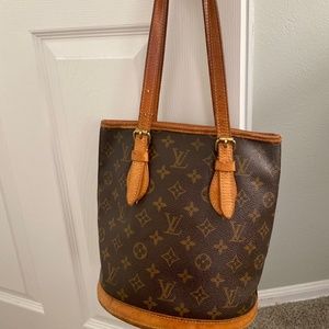 Louis Vuitton Bucket